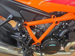 2024 Ktm 1390 SUPER DUKE R Orange