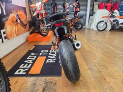 2024 Ktm 1390 SUPER DUKE R Orange