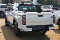 2025 Isuzu
D-MAX X-TERRAIN