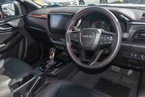 2025 Isuzu
D-MAX X-TERRAIN