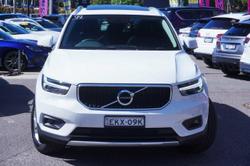 2020 Volvo XC40 T4 Momentum