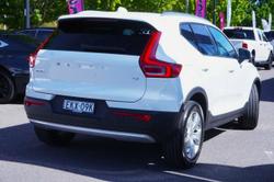2020 Volvo XC40 T4 Momentum