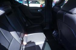 2020 Volvo XC40 T4 Momentum