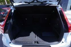 2020 Volvo XC40 T4 Momentum