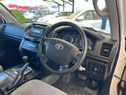 2016 Toyota
Landcruiser GX