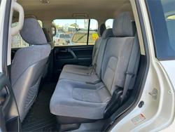 2016 Toyota
Landcruiser GX