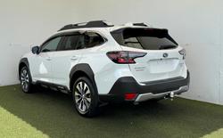 2022 Subaru Outback AWD Touring XT