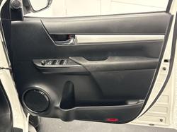 2019 Toyota Hilux SR5