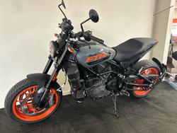 2023 Indian FTR stealth Grey- orange