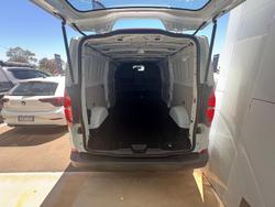 2025 Volkswagen Transporter TDI 125kW