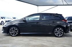 2017 Toyota Corolla SX