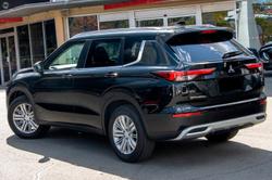 2025 Mitsubishi Outlander LS ZM MY24 Black Diamond