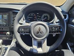 2024 Mitsubishi Pajero Sport GLS