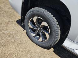 2024 Mitsubishi Pajero Sport GLS