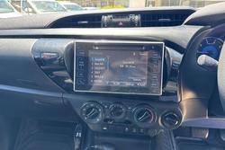 2019 Toyota Hilux SR