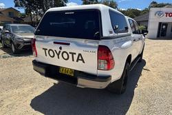 2019 Toyota Hilux SR