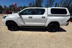 2019 Toyota Hilux SR