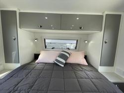 2018 Newlands Tourister 610