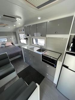 2018 Newlands Tourister 610