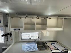 2018 Newlands Tourister 610