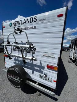 2018 Newlands Tourister 610