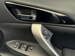 2024 Mitsubishi Eclipse Cross PHEV Exceed