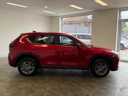 2017 Mazda
CX-5 Maxx Sport