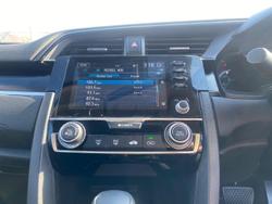 2019 Honda Civic VTi-L