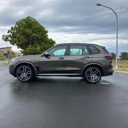 2025 BMW X5 xDrive40i M Sport