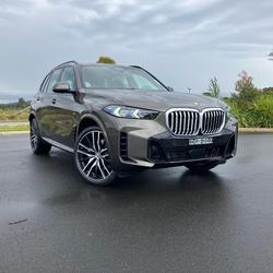 2025 BMW X5 xDrive40i M Sport