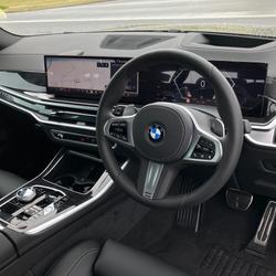 2025 BMW
                X5 xDrive40i M Sport