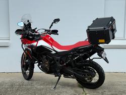 2017 Honda CRF1000LD AFRICA TWIN (DCT) RED