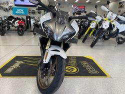 2025 CFMOTO 450 SR S NEBULA WHITE