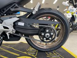 2025 CFMOTO 450 SR S NEBULA WHITE