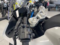 2025 CFMOTO 450 SR S NEBULA WHITE