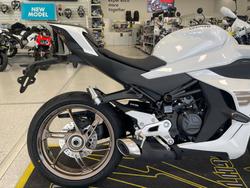 2025 CFMOTO 450 SR S NEBULA WHITE