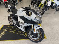 2025 CFMOTO 450 SR S NEBULA WHITE