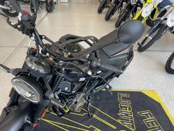 2023 HUSQVARNA SVARTPILEN 401 BLACK