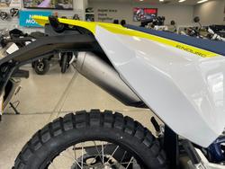 2024 HUSQVARNA 701 ENDURO WHITE