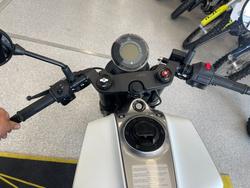 2023 HUSQVARNA VITPILEN 401 WHITE