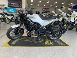 2023 HUSQVARNA VITPILEN 401 WHITE