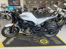 2023 HUSQVARNA VITPILEN 401 WHITE