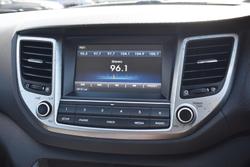 2015 Hyundai Tucson Active X TL Pure White