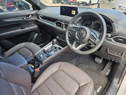 2025 Mazda CX-5 G25 Akera