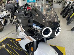 2025 CFMOTO 2025 CF MOTO 500CC 500SR VOOM ABS NEBULA WHITE