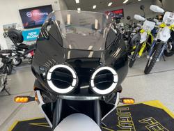 2025 CFMOTO 2025 CF MOTO 500CC 500SR VOOM ABS NEBULA WHITE