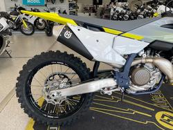2024 HUSQVARNA FC450 WHITE