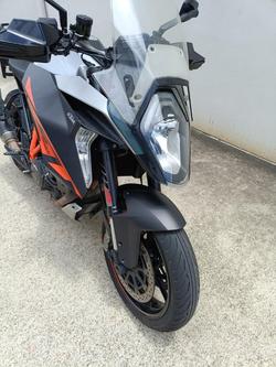 2017 KTM 1290 SUPER DUKE GT SILVER