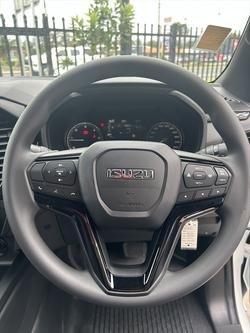 2025 Isuzu D-MAX X-RIDER