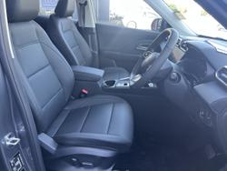 2025 MG ZS Essence Hybrid+